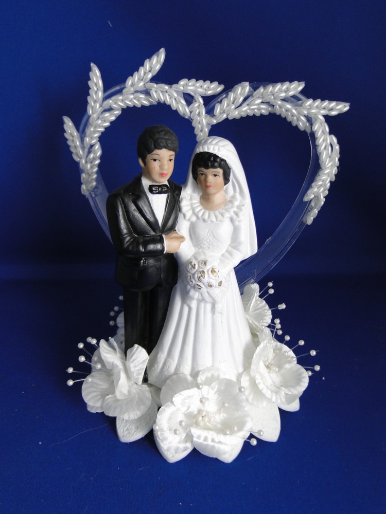 New Vintage Medium Dark Skin Bride & Groom heart Wedding CakeTop, #324