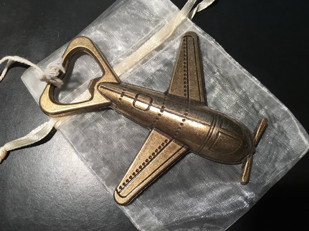 NEW Kate Aspen Airplane Bottle Openers 1 dozen party favors organza gift bags