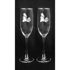 Star Wars BB8 R2D2 Wedding Toasting Glasses Flute Engraved Personalized FREE