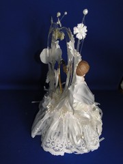 New Elegant Vintage Caketop with Bride/Groom with acrylic hearts white decor 303