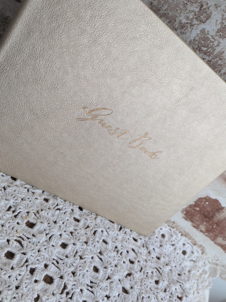 Paper Destiny Elegant Gold Guestbook, 9″x7″ Wedding NWT 2016