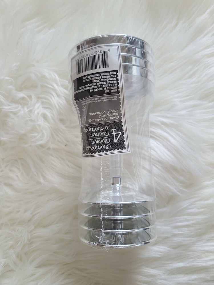 5 oz Clear with Silver Rim Plastic Champagne Flutes Disposable Glasses TABLEWARE