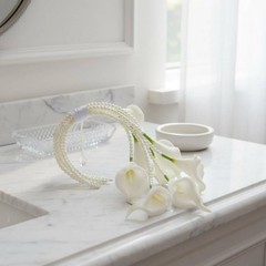 White Calla Lily Hand Arrangement Elegant Calla Lily Bridal Arrangement Long