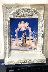 Victoria Lynn White Lighted Arch Wedding Bridal Shower Decor New in Box 11 x 7»
