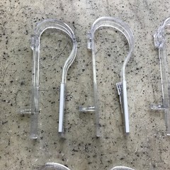 Lot Of 12 Plastic Pew Clips Flower Bow Ect Holders Wedding Decorations Supplies