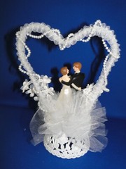 New Elegant Bride & Groom Wedding Cake Top with lacey beaded heart #146