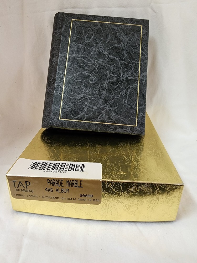 TAP Parade Marble 4 x 6 photo album 10 pages Slip in framed pages