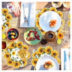 Sunflower Daisy Floral Placemats Set of 10, Disposable Round Paper Sunflower