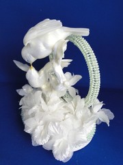 New Elegant Ring of Mint Green Pearls, Kissing Love Birds Cake topper #410