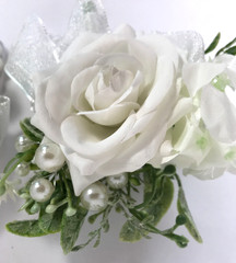 White Rose Corsage and Boutonniere Set Pearl Wristlet For Wedding 2 Pcs