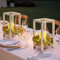VEVOR 12 Set Wooden Wedding Lantern with LED Candles and Eucalyptus Wreath White