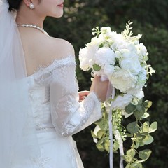 10″ White Rose Bridal Bouquet – Silk Flower Cascading Wedding Decor, Ivory Sage