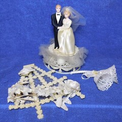 Vintage 1980 Coast Novelty Made in New Zealand Wedding Cake Topper with Trellis