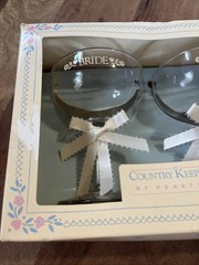 Country Keepsakes Bride & Groom Toasting Glasses NEW OLD Stock 4.75” Tall