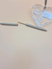 Gold Pen with Heart-Shaped Clear Rose Base for Wedding Guest Book