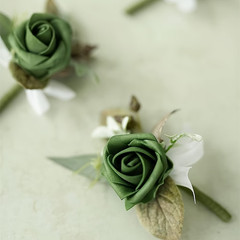 25-Pack Artificial Rose Flowers for Wedding and Engagement, Realistic Foam Roses