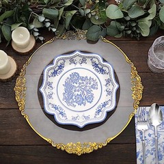 25 WHITE 8″ Paper Dessert PLATES BLUE Floral Print Scalloped Rim Party Events