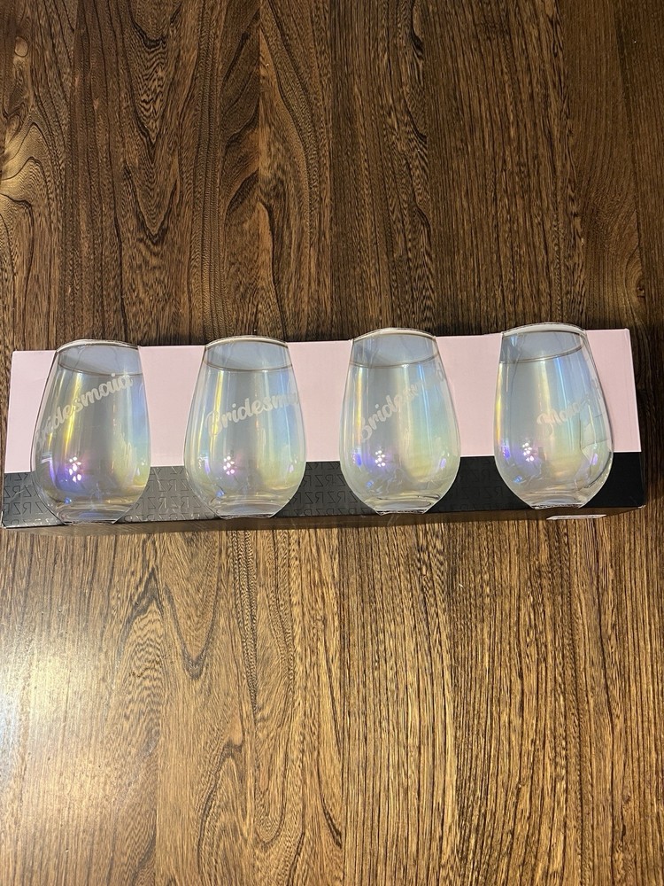 Bridal Party Etched Stemless Wine Glasses – Maid of Honor and Bridesmaid Gifts