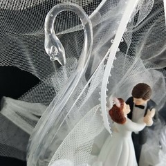 Wedding Cake Topper Porcelain Male Female White Clear Arch Traditional A5-1174