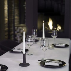 BOLSIUS White Taper Candles – 4 Pack Unscented 10 Inch Dinner Candle