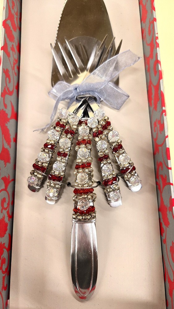 Beautiful Beaded Wild Eye Designs Cake Serving Set Party Special Occasion Forks