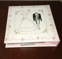 2002 Design Focus Wedding Photo Album Holds 200 – 4 x 6 Photos