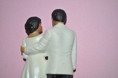 Vintage Coast Novelty Bride & Groom Wedding Cake Topper 1984 *REPAIRED*