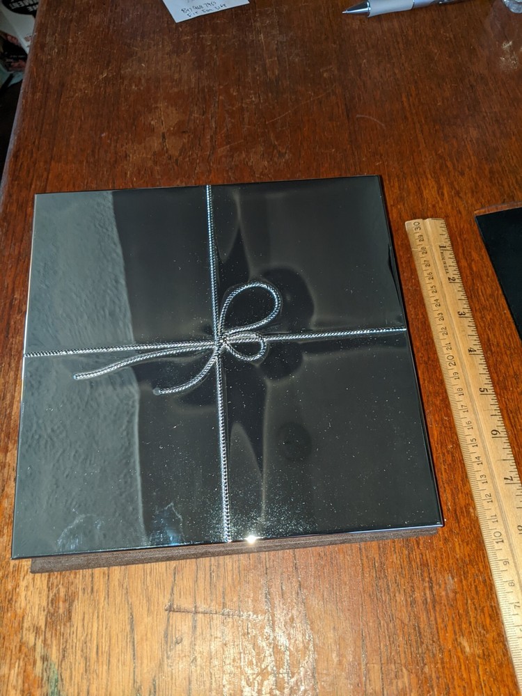 VERA WANG / WEDGWOOD SILVERPLATE “LOVE KNOTS” GUEST BOOK WEDDING Mirrored Finish