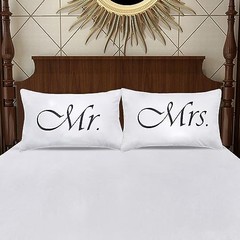 2PCS Mr and Mrs Pillow Cases,His and Hers Couples Pillowcases,Romantic