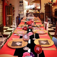 Preboun 6 Pcs Plastic Checkered Table Runner 14 x 108 Inch Racetrack Road Tab…