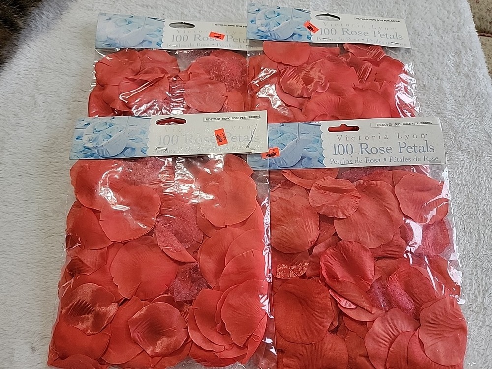 NOS Darice Victoria Lynn Rose Petals 100/Pkg Coral 4pks/400
