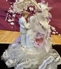 (3pc Set) VTG Y2K Wedding Couple Cake Topper+ Bride & Groom Flutes Porcelain