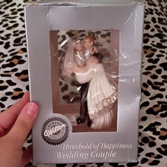 Wilton Threshold of Happiness Bride & Groom Wedding Cake Topper Figurine 5 in