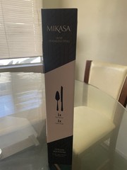 MIKASA 2 PIECE DESSERT SET. STAINLESS STEEL.PIE SERVER AND CAKE KNIFE.