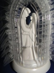 New Wilton «Devotion» Wedding Cake Top, white porcelain couple 117-425