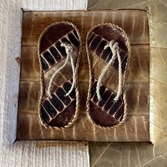 Natural Materials 4×6 Photo Album Handcrafted Sandals Wood Leaves