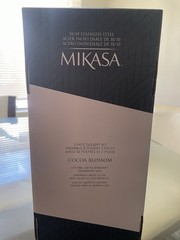 MIKASA 2 PIECE DESSERT SET. STAINLESS STEEL.PIE SERVER AND CAKE KNIFE.