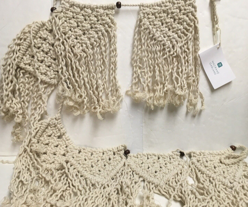 Boho Knit Cream Cotton Macrame Garland – 1.3m ( Talking Tables) NIP