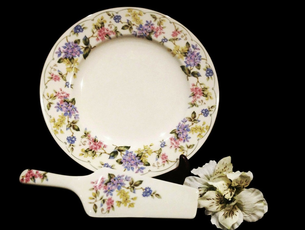 PORCELAIN BONE CHINA ANDREA BY SADEK CAKE PLATE & SERVER 2PC SET, EXCELLENT COND