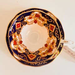 Royal Albert Heirloom Avon Trio: Bone China Teacup, Saucer & Cake Plate
