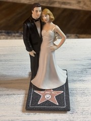 Weddingstar Hollywood Glamour Couple Bride & Groom Figurine/Wedding Cake Topper