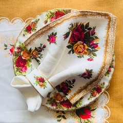 Royal Albert Bone China Napkin Rings – Old Country Roses, Set of 6 with Linen Na