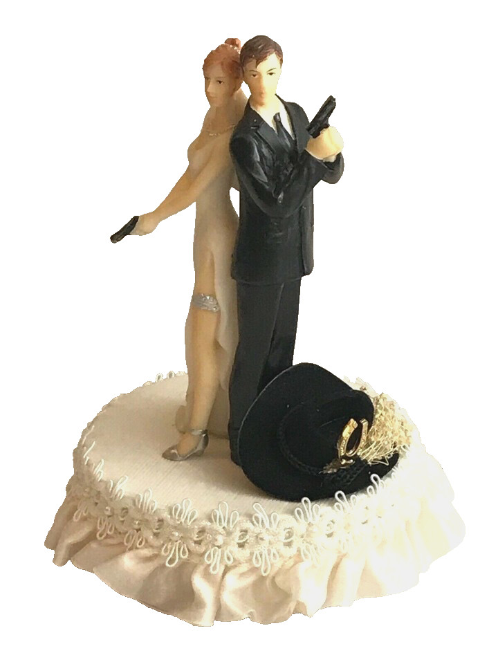 I’ve Got Your Back Western Wedding Cake Top, Ivory with Black Cowboy Hat