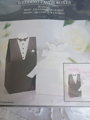 50 Wedding Favor Boxes Groom Tuxedo & Bride Wedding Gown