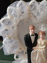 Vintage -1980 Coast Novelty – Made in New Zealand- Wedding Cake Topper w/ Heart