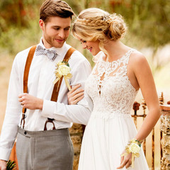 Ayieyill Ivory Rose Wrist Corsage and Boutonniere Set for Wedding Prom Bride