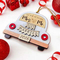 Wedding Gifts for Couple – Mr and Mrs Gift 2026 – Just Married Ornament – Bridal