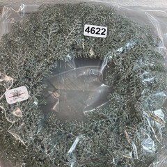 POTTERY BARN SNOWY WREATH HOLIDAY PLATE CHARGERS – SET OF 4 GREEN 16″ DIAM