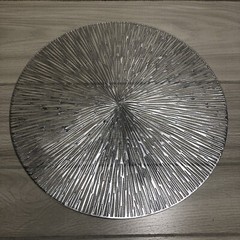 Metallic Silver Round Vinyl Placemats Non Slip Spiked Design 4 Pack