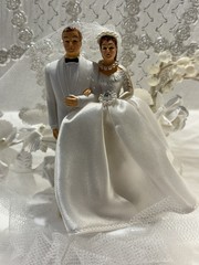 RARE Vintage 1959 Coast Novelty Wedding Cake Topper Bride Groom Rosettes Lace